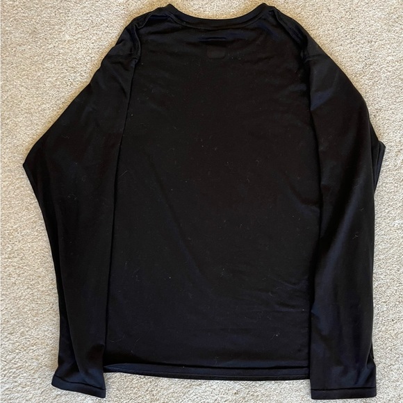 North Face pullover shirt - Picture 4 of 7